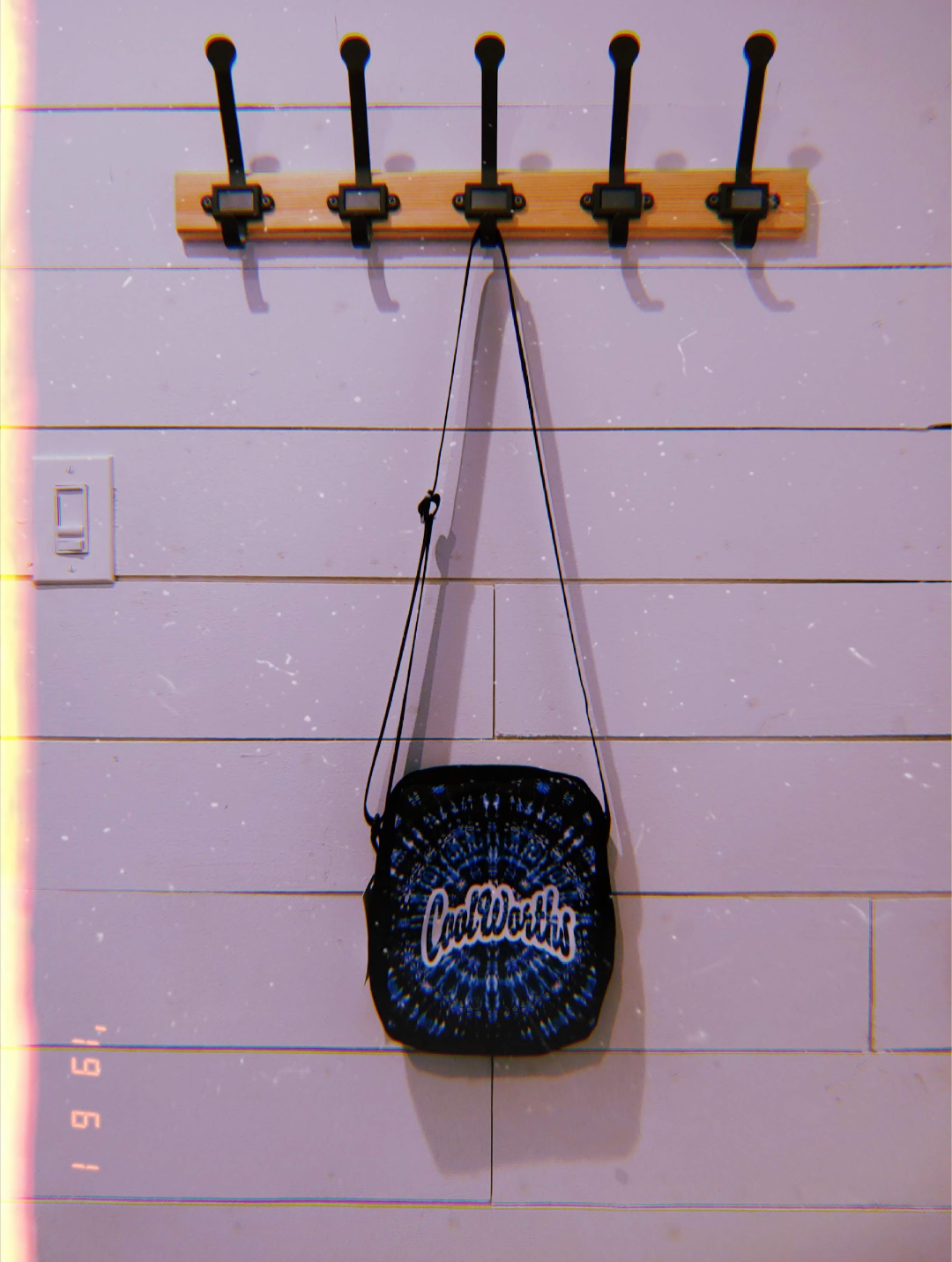 TrippyWorths Messenger Bag